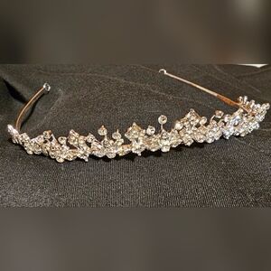 Bridal Tiara Silver Tone With Rhinestones Like New